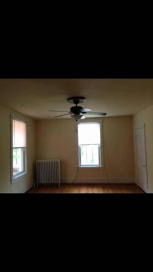 913 2nd Ave — Photo 3