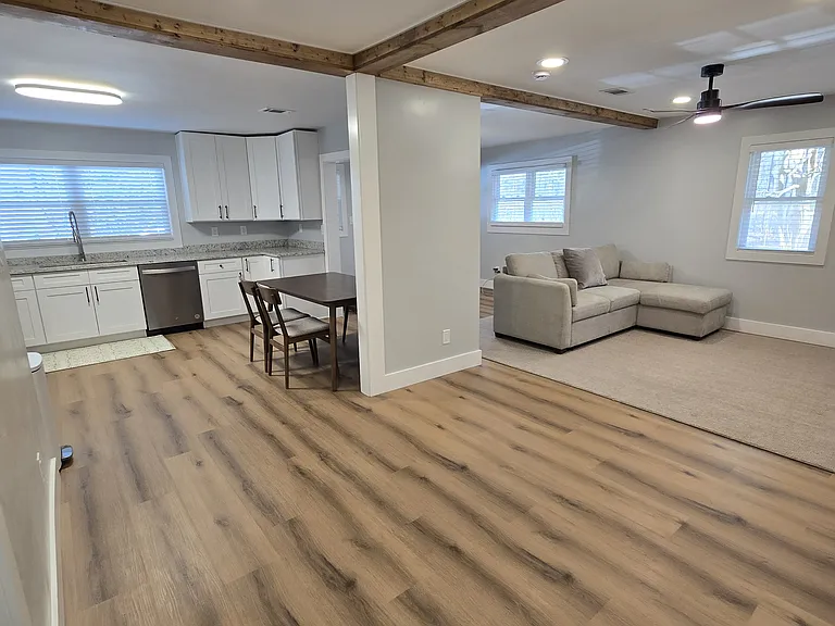 Cedar Dr — Photo 13