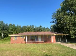 155 Rainzi St, Hillsboro, AL 35643