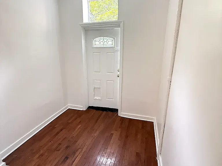 378 Tompkins Ave #1 — Photo 8
