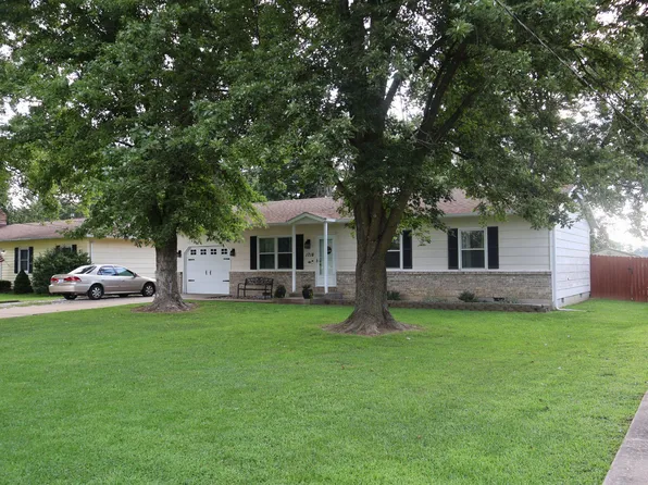1718 Louisa Ln, Moberly, MO 65270