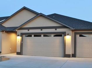 8914 Sophie Rae Ct, Pasco, WA 99301