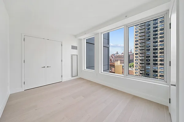 Rented by Oxford Property Group | media 22