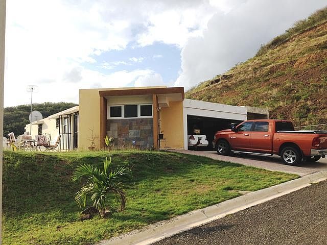 2nd image of 46 Calle El Yunque