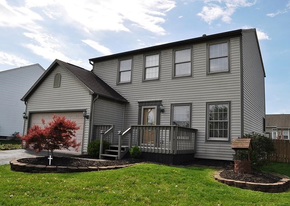 1st image of 2664 Fernwood Ave