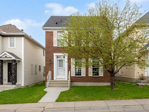 99 N Hidden Cres NW, Calgary, AB T3A 5L4
