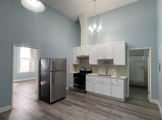 375 12th St UNIT 4, Oakland, CA 94607