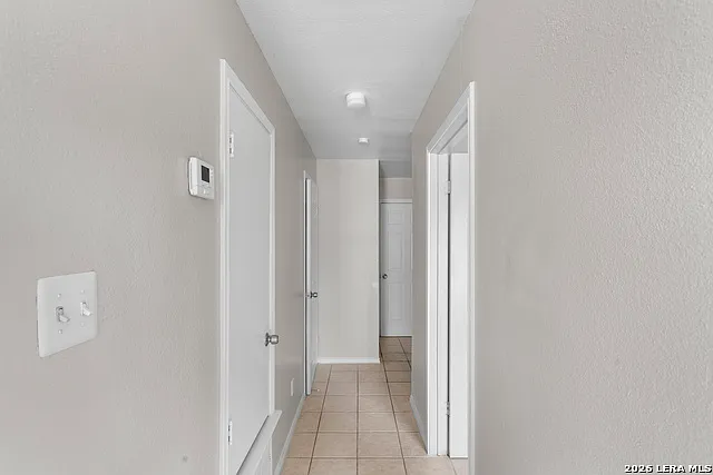 7575 Windsor Oaks — Photo 18