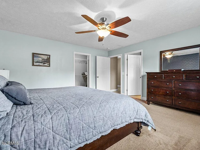 160 Argyll Ave — Photo 26
