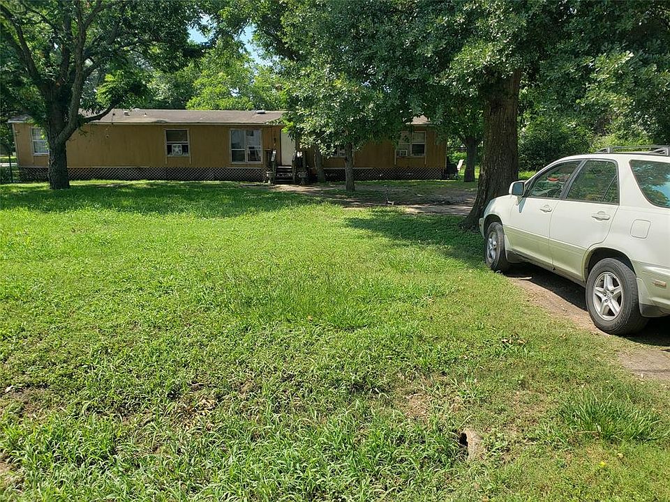 1st image of 133 Magnolia St