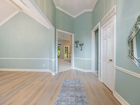 5th image of 5504 Yacht Club Dr