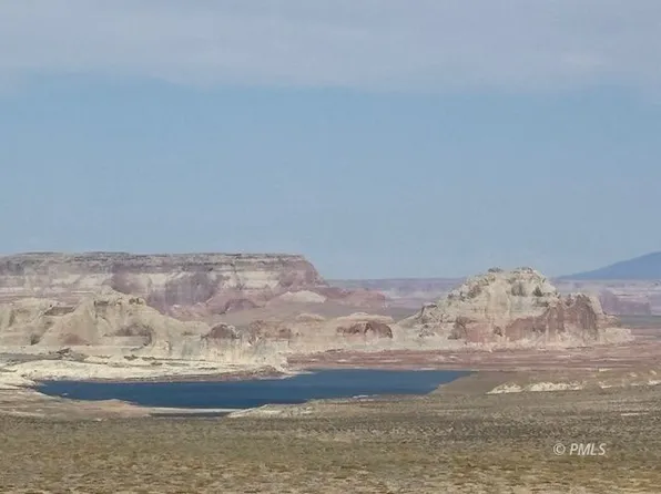 745 N Anasazi Dr, Page, AZ 86040