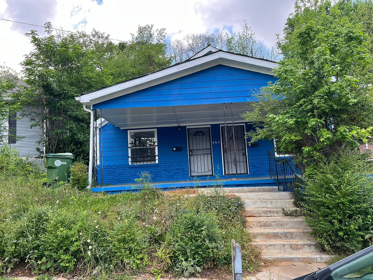 597 Mary St SW photo 1