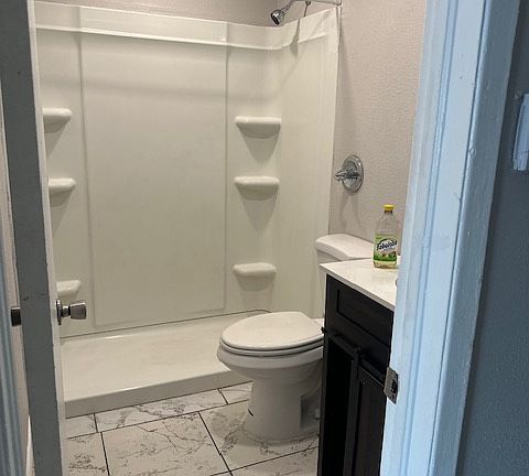 4th image of 4021 Tyler Ave #1