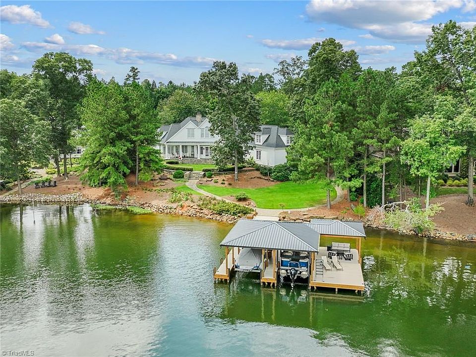 1st image of 126 Watch Harbor Rd
