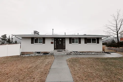 4872 S Ben Lomond Ave Photo 1