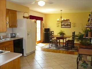 3rd image of 891 Kennet Ct