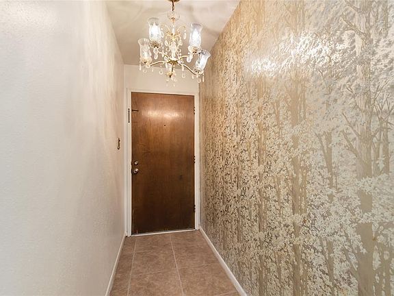 5th image of 8726 Landwood Dr
