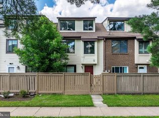 9823 Brookridge Ct, Montgomery Village, MD 20886