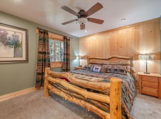 10910 Palisades Dr, Truckee, CA 96161