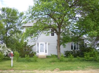 609 W County Rd S, Le Roy, MN 55951