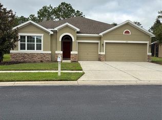 2319 Nesslewood Dr, Wesley Chapel, FL 33543