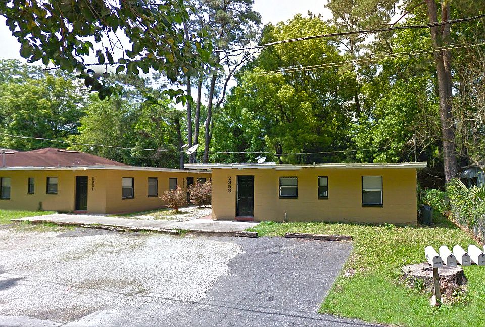 2nd image of 2957 Ernest St