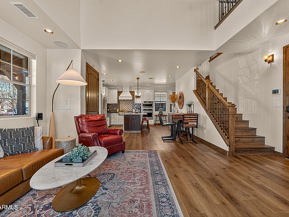5th image of 621 W Grand Canyon Avenue