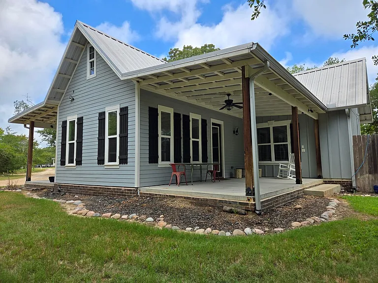 5424 Raymond Stotzer Pkwy — Photo 13