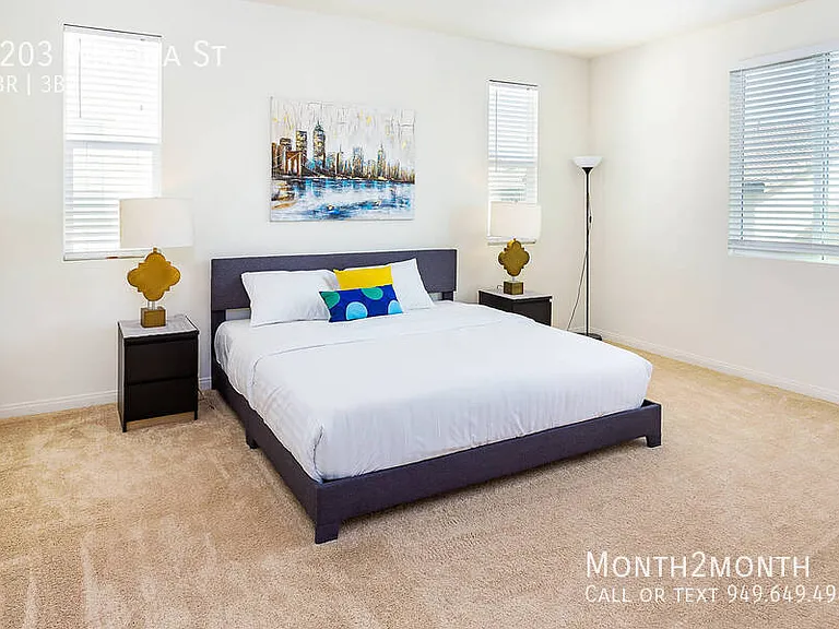 6203 Winona St — Photo 4