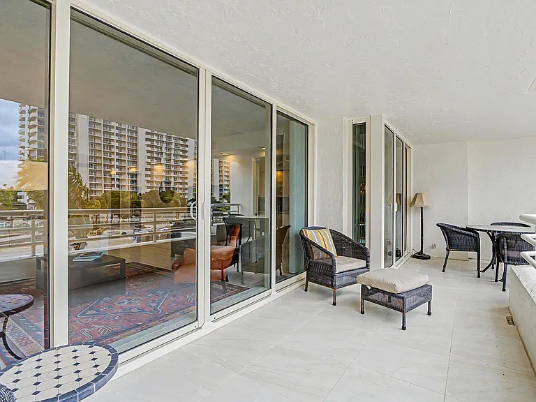 4201 N Ocean Blvd #203 — Photo 20