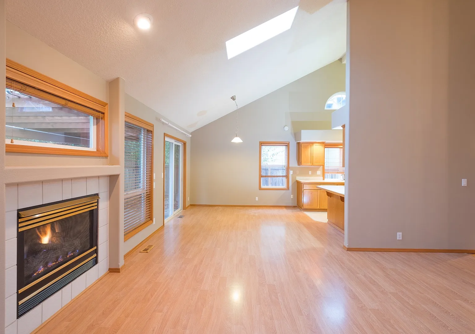 Single Level Home in Hillsboro with Fenced in Yard! — Photo 3
