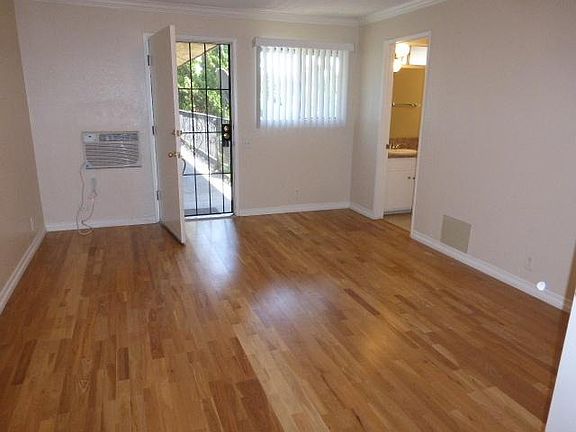 5th image of 612 N Chandler Ave APT O