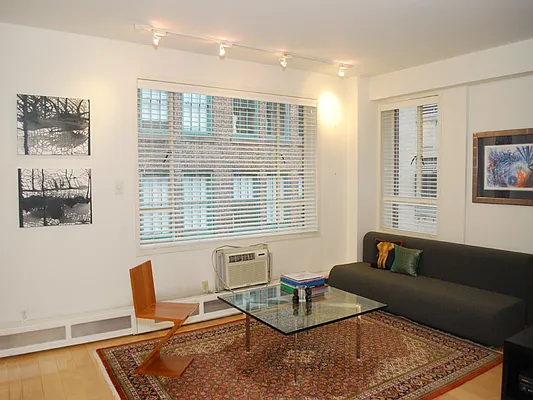 Sold by Sotheby's International Realty | media 27