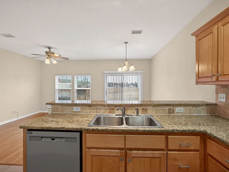 12296 Coconut Grove Ct — Photo 3