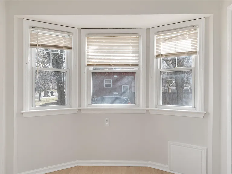 4105 Grayton St — Photo 12