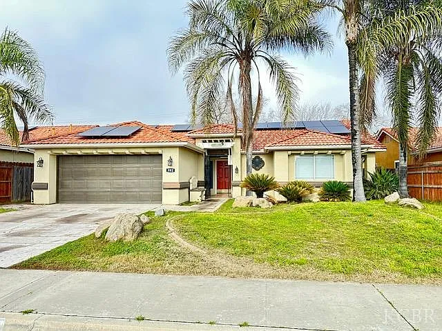 982 Cedarwood St photo 1