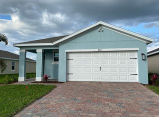 8829 Swell Brooks Ct, North Fort Myers, FL 33917