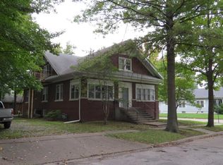 700 N 14th St, Herrin, IL 62948