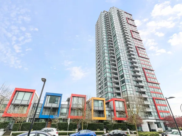 6658 Dow Ave #1503, Burnaby, BC V5H 0C7