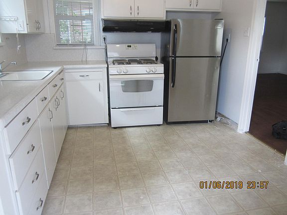 3rd image of 1025 V St