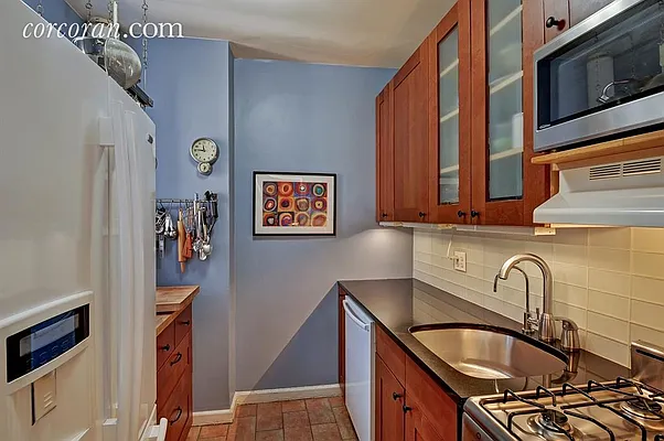 Sold by Corcoran | media 33