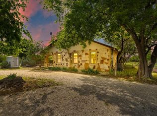 1237 Hollmig Ln, Fredericksburg, TX 78624