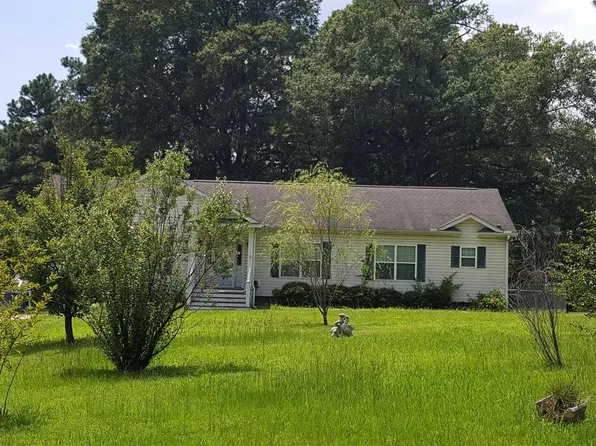 46 Dudley Cir, Durham, NC 27703