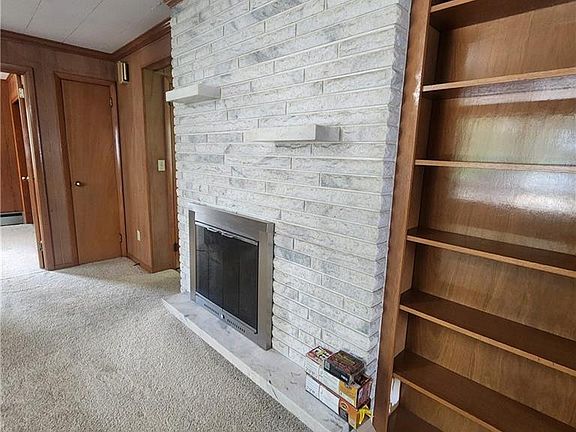 4th image of 1334 Lasalle St