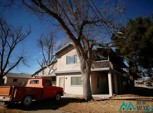 912 Irvin St, Carlsbad, NM 88220