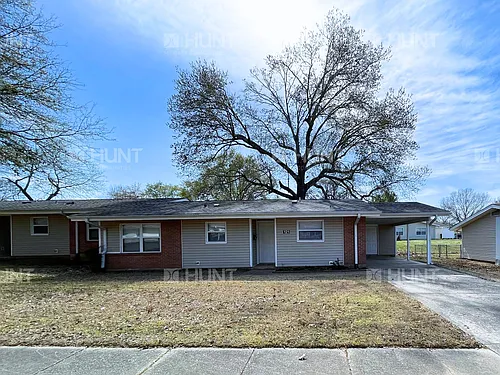 121 Dakota Dr Photo 1