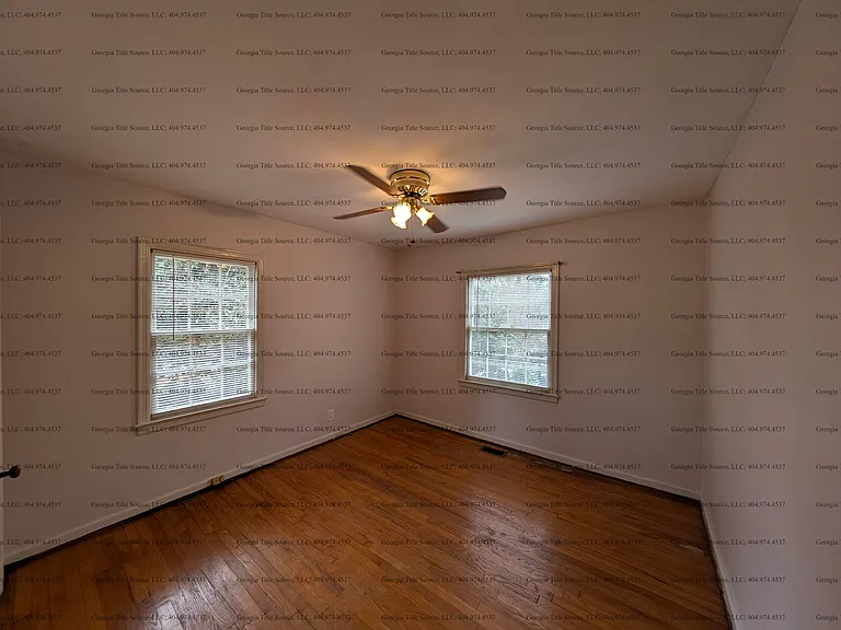 227 Garden Ln #B — Photo 4