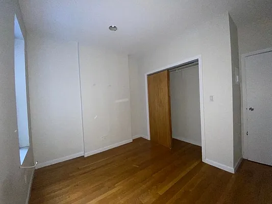 Rented by Oxford Property Group | media 17