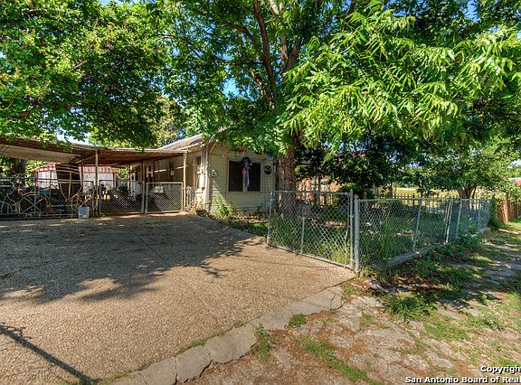 2nd image of 735 Cincinnati Ave